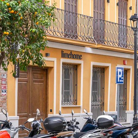 Limehome Malaga Calle Victoria Bagian luar foto
