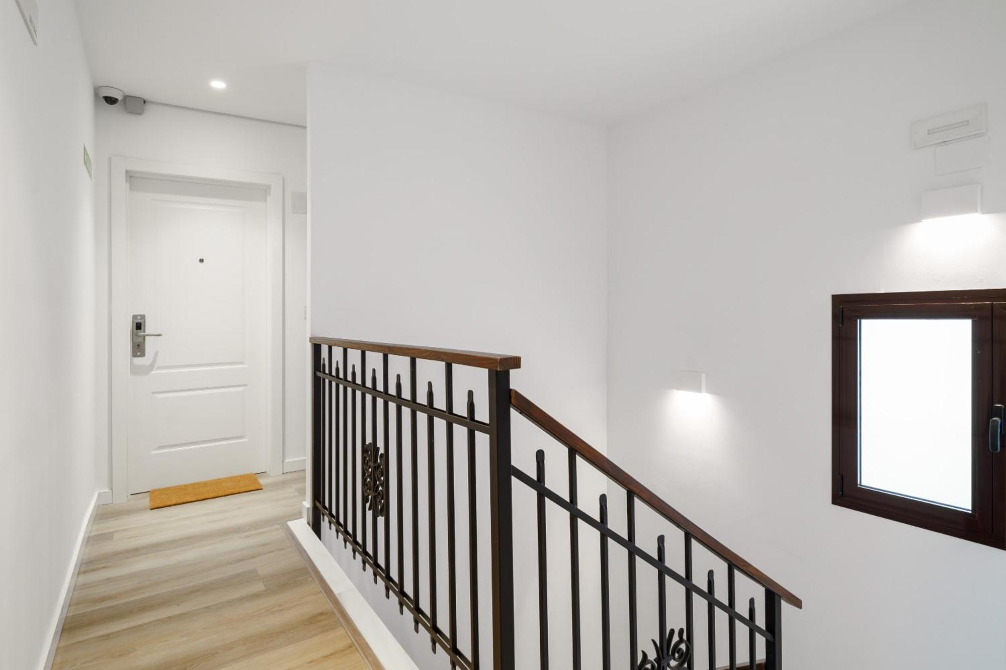Limehome Malaga Calle Victoria Bagian luar foto
