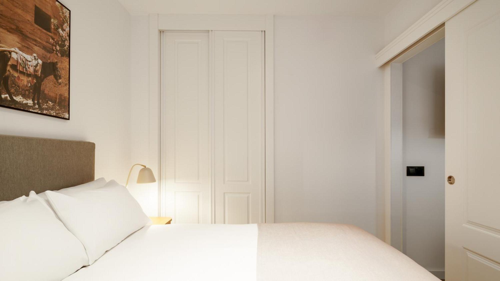 Limehome Malaga Calle Victoria Ruang foto